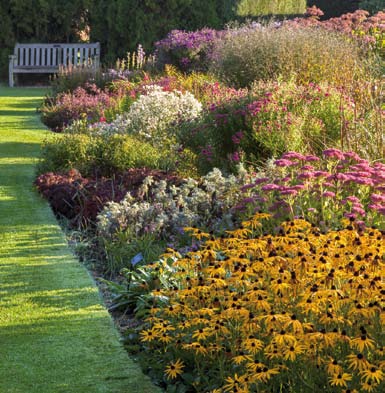 Gardens at Waterperry Gardens